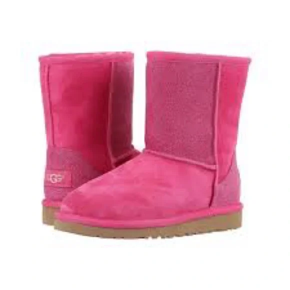 UGG KIDS CLASSIC SHORT SEREIN (LITTLE KID/BIG KID) (DIVA PINK)SIZE